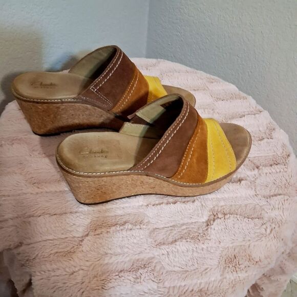 Clarks Brown and Yellow Wedge Sandals with Cork Platform Size 8.5M - Picture 3 of 9